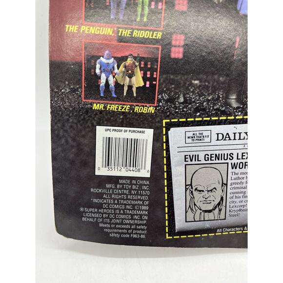 Vintage Toy Biz Lex Luthor DC Comics Super Heroes 1989 MOC Mint on Card - Picture 8 of 9